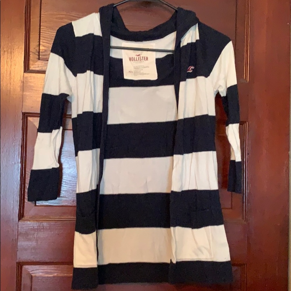Hollister cardigan